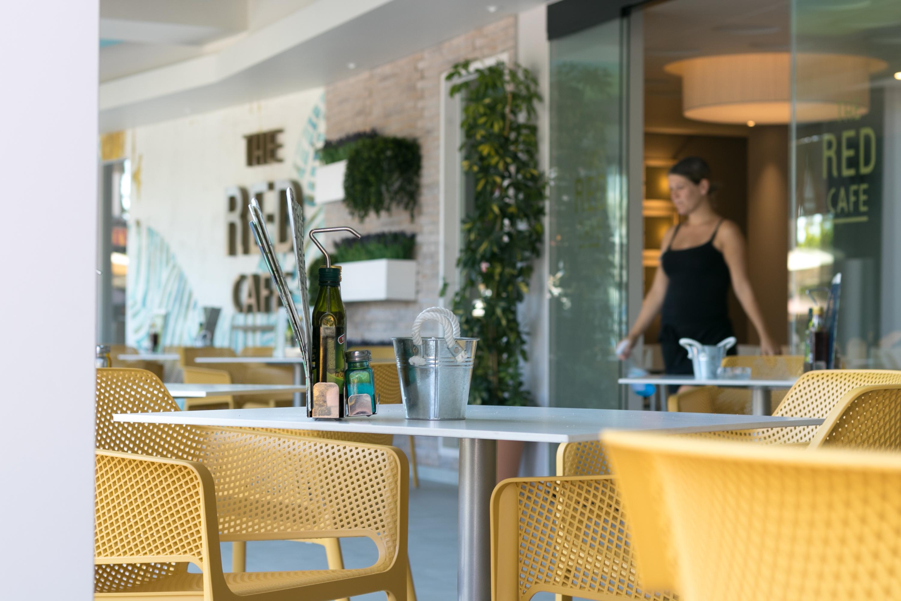 The Red - Adults Only 2* San Antonio Abad